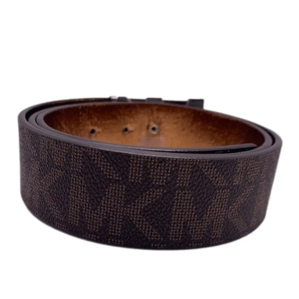 Michael Kors Size M Jet Set Signature Belt